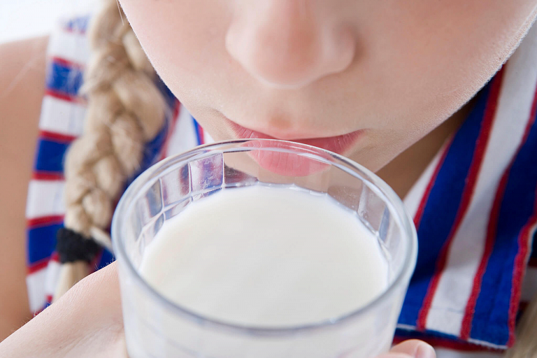 Детальное фото статьи Какое молоко более полезное - сырое или пастеризованное?